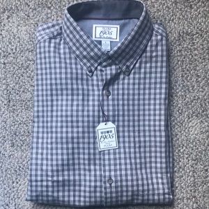 Men’s long sleeve button down shirt